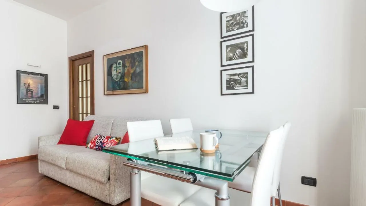 Italianway - Mose Bianchi 2 Apartment Milan 0*,  Italy